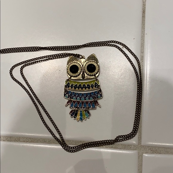 Owl pendant necklace - Picture 2 of 3